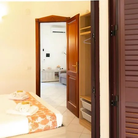 Relax La Caletta, Comodo A Pochi Passi Dalla Apartment *